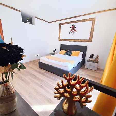 Апартаменты Luxury Flat In Center By The Sea Бари Экстерьер фото